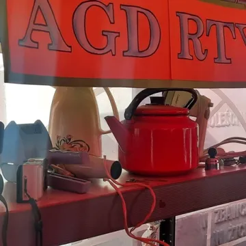 Udany kiermasz „przydasiów”