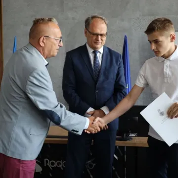 Prezydent Radomska wręczył stypendia sportowe