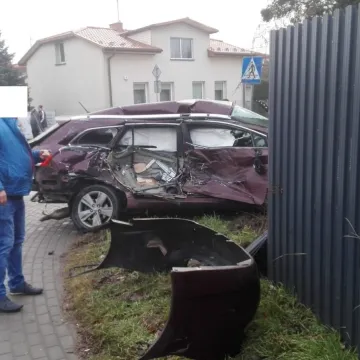 Kolizja na Sucharskiego i Poprzecznej. Powód? Wymuszenie pierwszeństwa