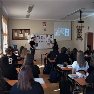 Literacki sukces młodzieży z II LO w Radomsku