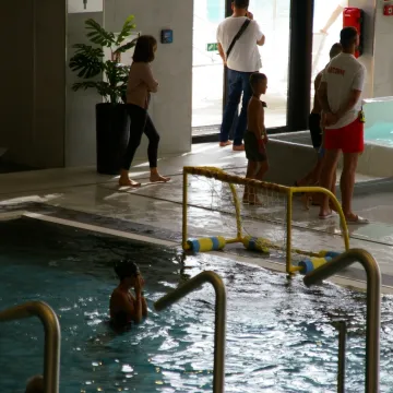 Mieszkańcy Radomska korzystają już z nowego basenu. Tak wygląda wnętrze „Aquary”