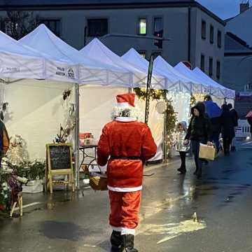 [WIDEO] Halina Mlynkova na Jarmarku Bożonarodzeniowym w Radomsku