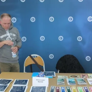 Targi edukacyjne w II LO