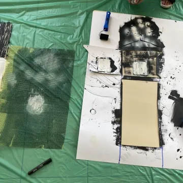 Radomszczańskie pejzaże oczami dzieci. Warsztaty prof. Wiatra w Muzeum w Radomsku