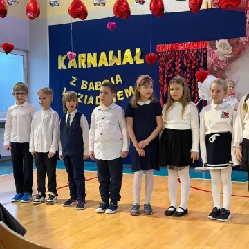 Karnawał połączył pokolenia w PSP nr 3 w Radomsku