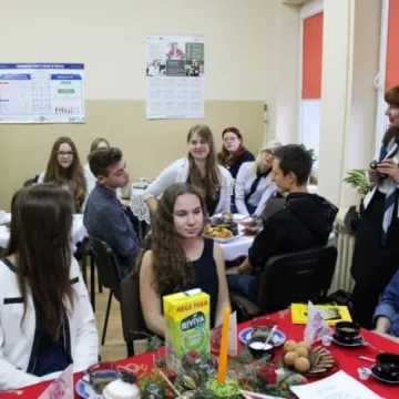 Popołudnie z poezją w  Ekonomiku