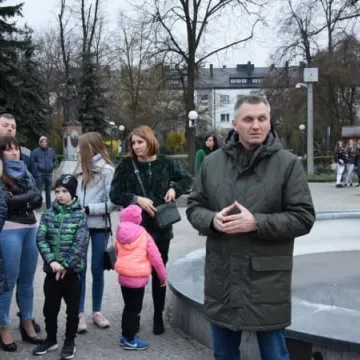 Wiec poparcia dla strajkujących nauczycieli w Radomsku