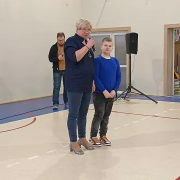 Mały bohater Miłosz Kwaśniak odebrał nagrodę od prezydenta Radomska