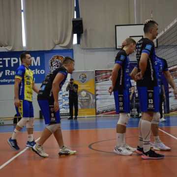 Wygrana i awans na pierwsze miejsce w tabeli METPRIM Volley Radomsko