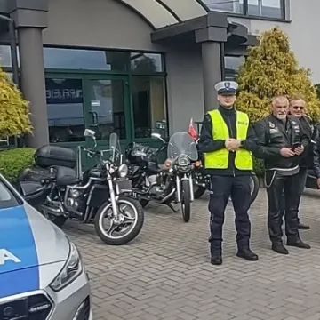Policjanci i motocykliści edukowali kierowców