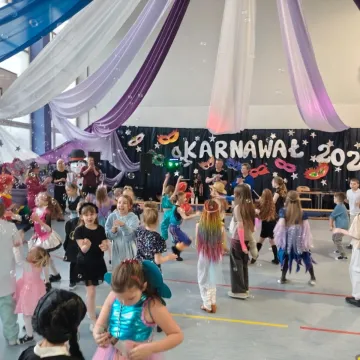 Karnawałowa zabawa w PSP nr 7 w Radomsku