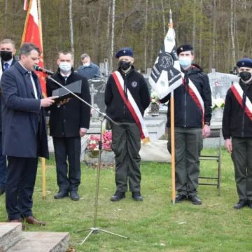 W Bąkowej Górze oddano hołd zamordowanym Żołnierzom Wyklętym