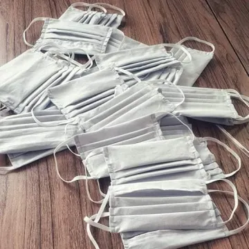 Mieszkanki gminy Wielgomłyny szyją maseczki