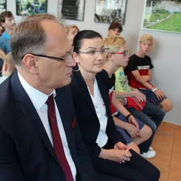 Koncert biskupa Antoniego Długosza dla Koniczynki w Muzeum