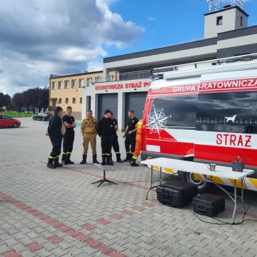 Strażacy ze Strzałkowa szkolili się z obsługi dronów