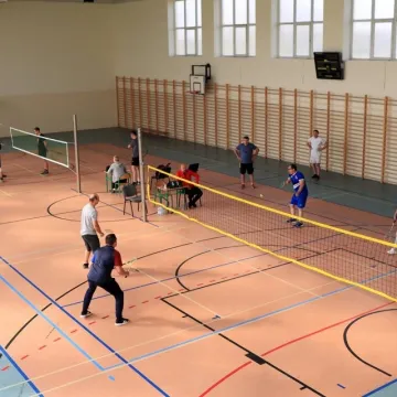 Samorządowcy grali w badmintona