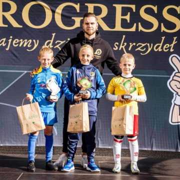 Piłkarze RKS Radomsko z rocznika 2014 na drugim miejscu Turnieju Progres Cup