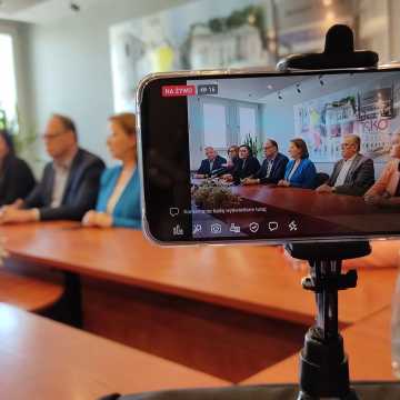 Podsumowanie pierwszego roku koalicji RdR-WS-PiS w Radomsku