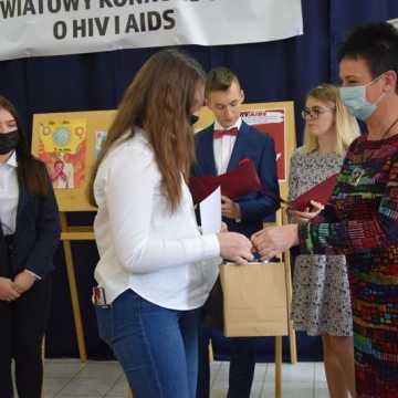 Rozstrzygnięcie VII edycji Powiatowego Konkursu Wiedzy o HIV i AIDS