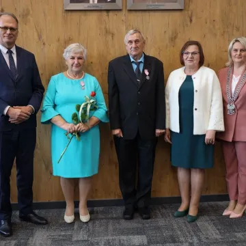 Złoci Małżonkowie uhonorowani medalami