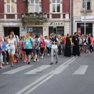 Wierni z Radomska wyruszyli na Jasną Górę