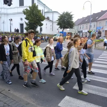 Pielgrzymi z Radomska wyruszyli na Jasną Górę