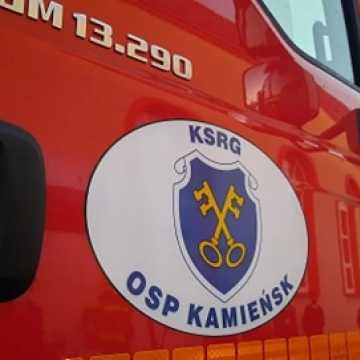 Nowy wóz strażacki w garażu druhów OSP Kamieńsk