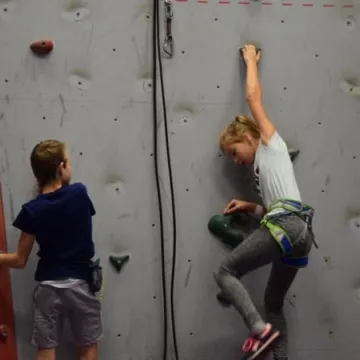 Wspinaczka w powiatowej hali