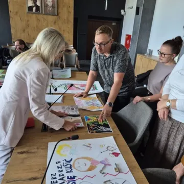 Młodzież z Radomska pokazała kreatywność w temacie uzależnień