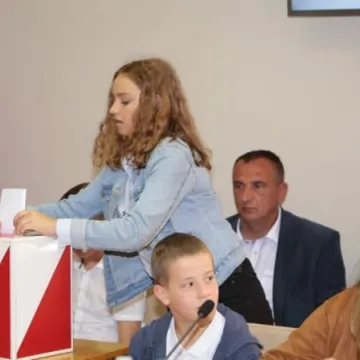 Pierwsza Dziecięca Sesja Rady Gminy w Ładzicach