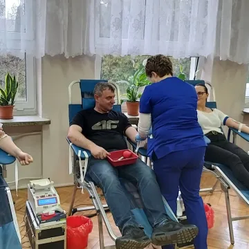 W ZSP w Kamieńsku oddano krew dla absolwentów szkoły