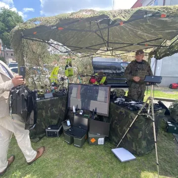 Symulacja wypadku i zarządzanie kryzysowe. Trening 9. Łódzkiej Brygady OT w Radomsku