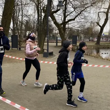 [WIDEO] Radomsko uczciło Żołnierzy Wyklętych biegiem Tropem Wilczym