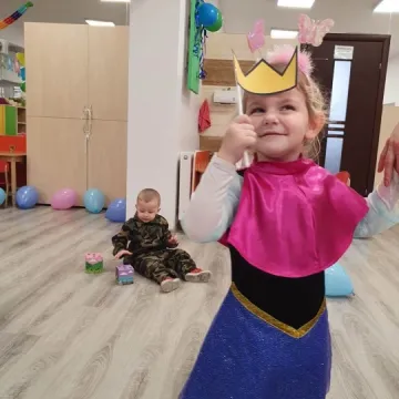 To ich pierwszy taki bal...