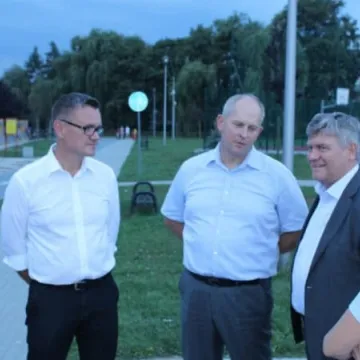 Marszałek Stępień spotkał się z Platformą Dialogu