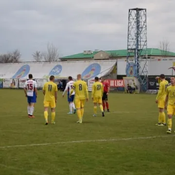 RKS Radomsko remisuje z Bronią Radom 1:1