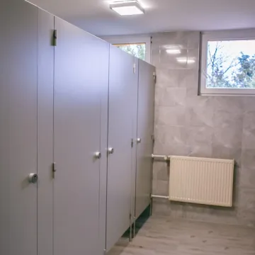 Bełchatów: nowe szafki i łazienki w „Ekonomiku”