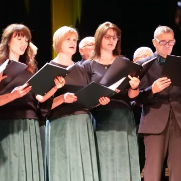 „Moniuszkowcy” mają 100 lat. Jubileuszowy koncert w MDK w Radomsku