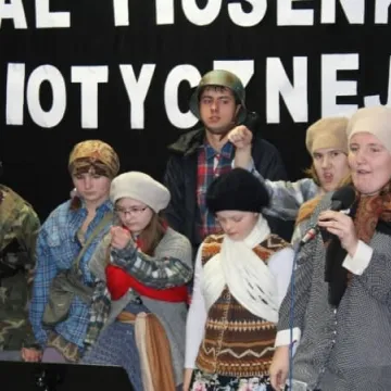 Patriotyzm przez śpiew