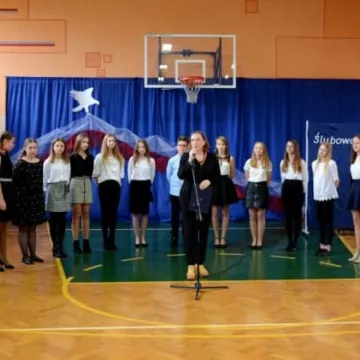 Ślubowanie klas pierwszych w Przedborzu