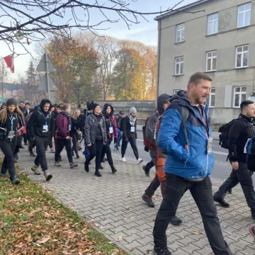 Na trasie Pieszego Maratonu Niepodległości