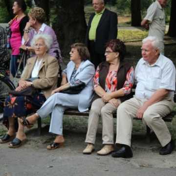 Patriotyczne pieśni w parku Świętojańskim