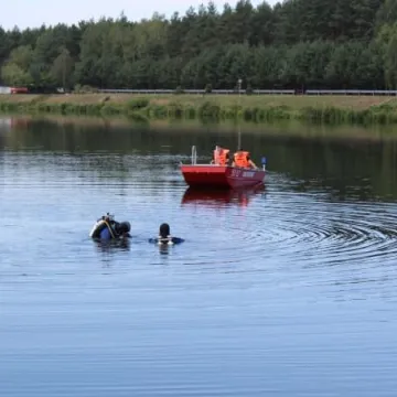 Ćwiczenia wodno-nurkowe strażaków z Radomska