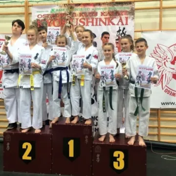 Worek medali zawodników Klubu Karate „Randori”