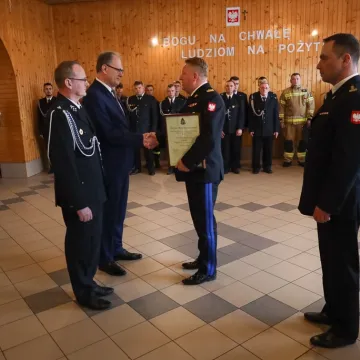 OSP Folwarki w KSRG. Przekazano wóz strażacki