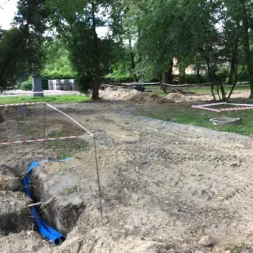 Trwają prace rewitalizacyjne w parku Świętojańskim