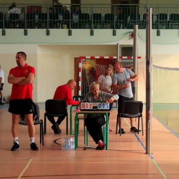 Samorządowcy grali w badmintona