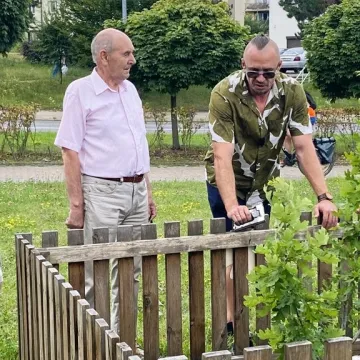 „Iga” – takie imię nosi od dziś dąb w Radomsku. To potomek dębu „Bartek”