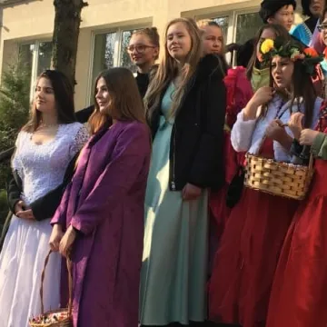 Happening Teatru Źródło „Z Niepodległą w sercu”