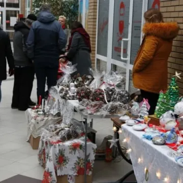 Targi rękodzieła z Mikołajem